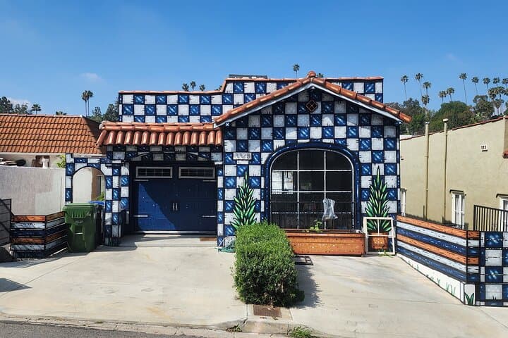 Silver Lake Food Tour: Immigrant Eats, Murals & Micheltorena Stairs photo 6