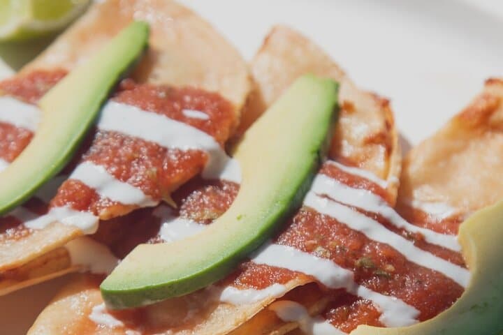 Silver Lake Food Tour: Immigrant Eats, Murals & Micheltorena Stairs