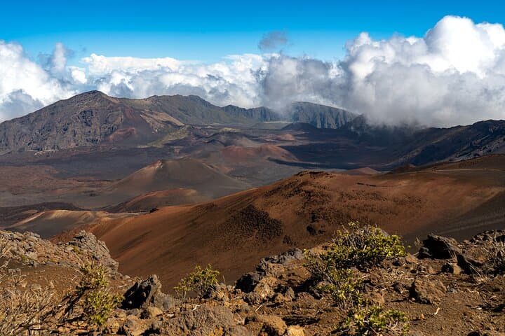 Haleakala Crater Sliding Sands Hike: Summit Trails & High-Altitude Views photo 2