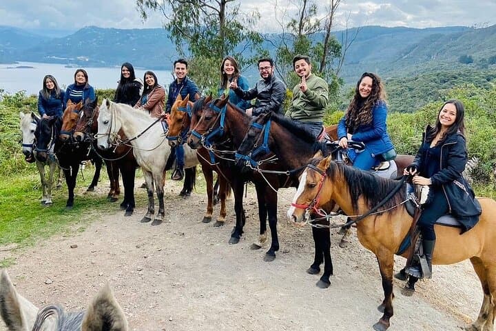 Horseback riding in La Calera to San Rafael Reservoir with lunch at Andrés Carne de Res photo 4