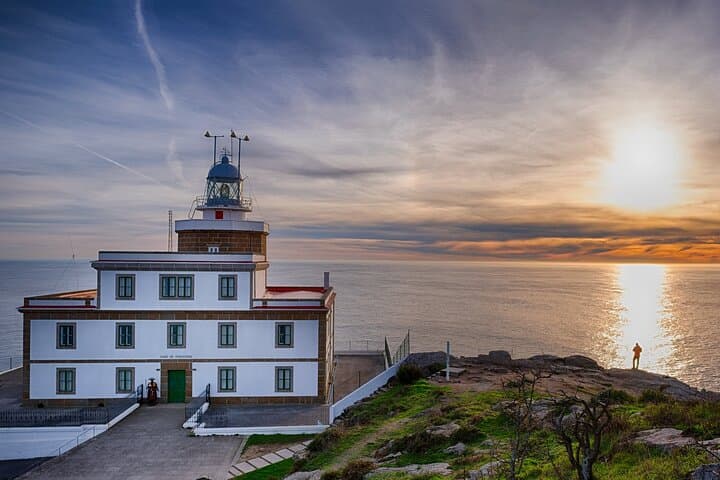 Finisterre and Muxia Express from Santiago: Cape Kilometre 0, Coastal Legends & Pilgrim Paths photo 2