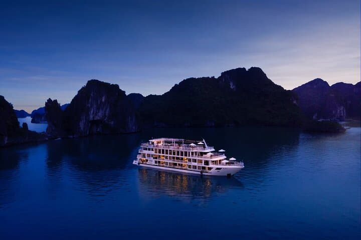Luxury Hermes 2D1N Halong Bay Cruise from Hanoi — Spa, Kayaks & Sunset Sundeck