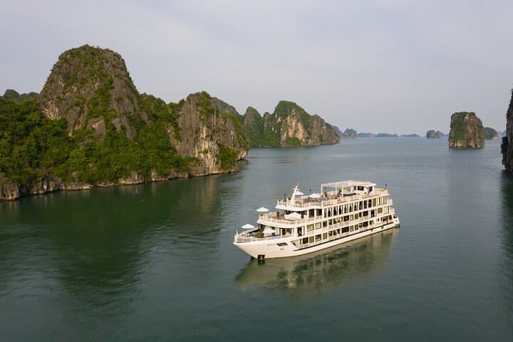 Luxury Hermes 2D1N Halong Bay Cruise from Hanoi — Spa, Kayaks & Sunset Sundeck photo 6
