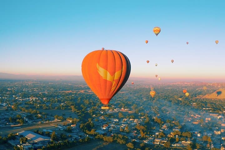 Sunrise Hot Air Balloon Over Teotihuacán: Flight, Views & Practical Tips photo 6