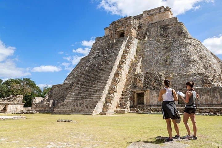 Uxmal, Kabah & Choco Story: Day Tour from Mérida to Puuc Ruins and Chocolate Museum