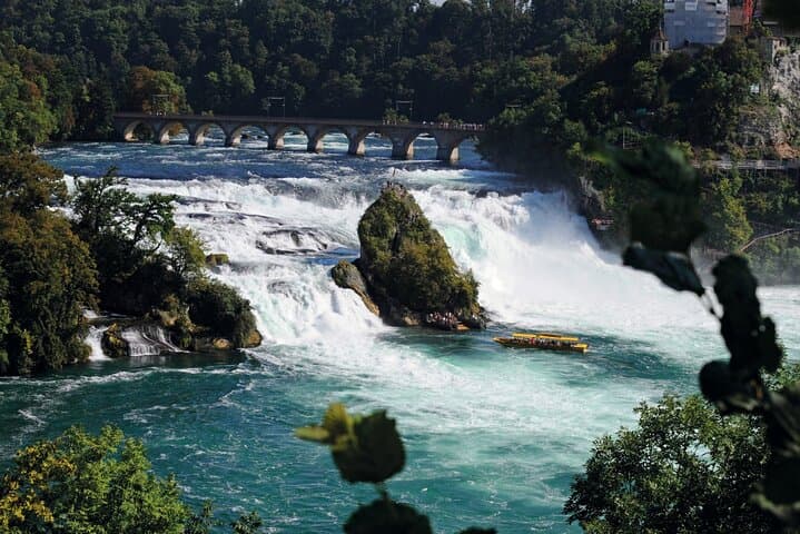 3-Day Zurich Private Guided Tour: Old Town, Lake Zurich & Rhine Falls photo 6