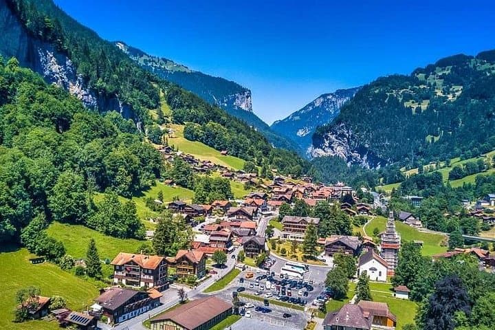 Bernese Oberland Day Trip: Grindelwald, Lauterbrunnen & Mürren from Zurich photo 2
