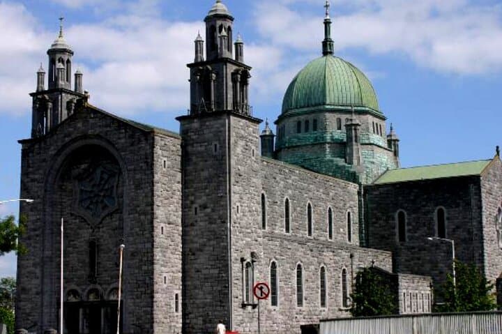 2-Day Cliffs of Moher, Burren & Galway Private Chauffeur Tour from Dublin photo 6