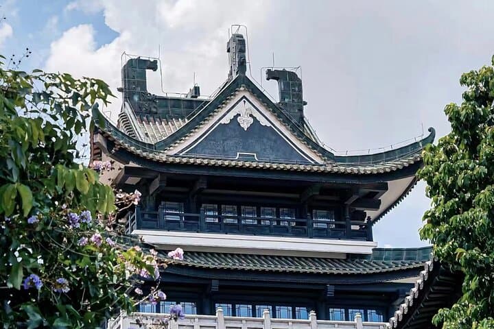 Private Citywalk Through Old Town Guangzhou: Chen Clan, Sun Yat-sen & Local Eats photo 2