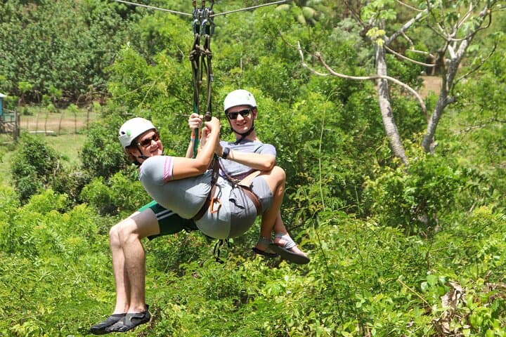 Roatan Zip-n-Dip Adventure: Zipline Canopy, Sloths & West Bay Beach photo 3
