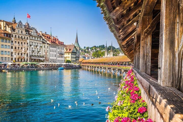 Three-Day Private Zurich Tour: Old Town, Lake Cruise & Rhine Falls Day Trip photo 2