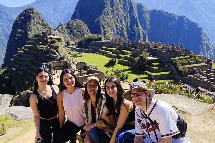 Machu Picchu Full-Day Tour from Cusco: Train, Bus & Guided Visit photo 2