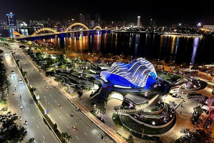 Da Nang Rickshaw & Street Food Tour Along the Han River photo 6