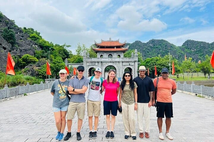 Full-Day Ninh Binh: Hoa Lu, Tam Coc Boat Ride & Mua Cave Viewpoint photo 2