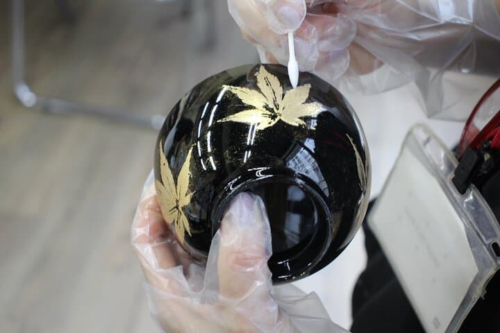 Tokyo Private 6-Hour Walking Tour & Maki-e Workshop — Custom Cultural Experience