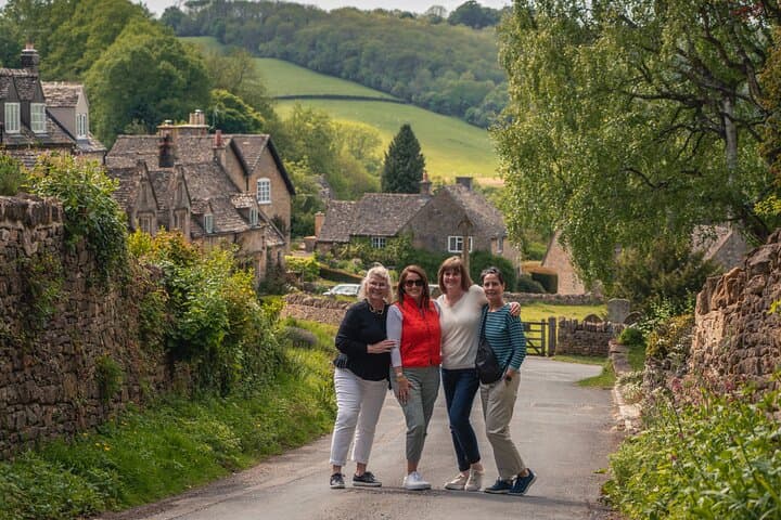 Private Cotswolds Day Tour: Stow, Bibury, Broadway & Bourton