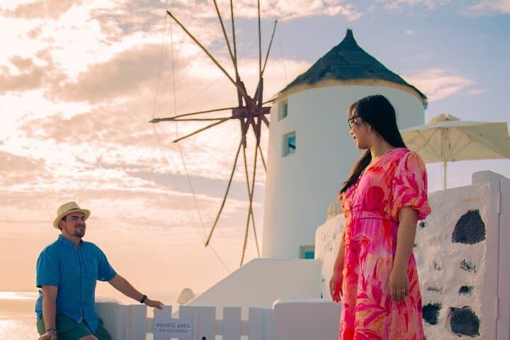 Three-Day Private Santorini Tour with Transfers: Caldera Views, Black Sand Beaches & Wineries