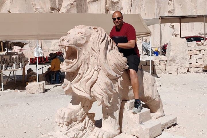 Guided Sillar Route Tour in Arequipa — Quarry Walk & Sillar History photo 2