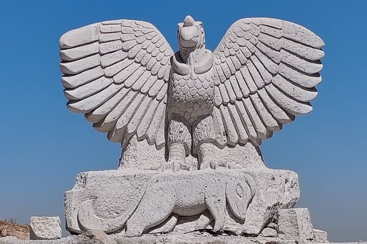 Guided Sillar Route Tour in Arequipa — Quarry Walk & Sillar History photo 4