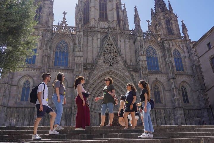 Barcelona Highlights and Montserrat Day Trip with Cog-Wheel Train photo 3