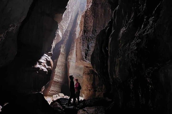 Cueva de los Tayos: Jungle Caving Near Puyo, Ecuador