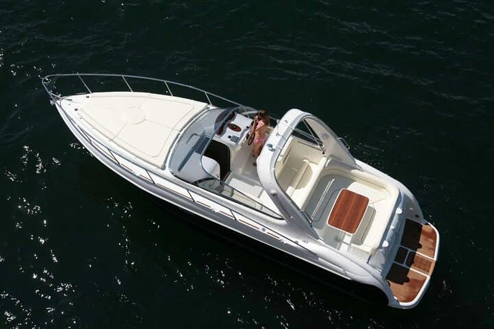 Private Yacht Tour on Lake Como — 2–6 Hour Luxury Cruise from Lezzeno photo 3