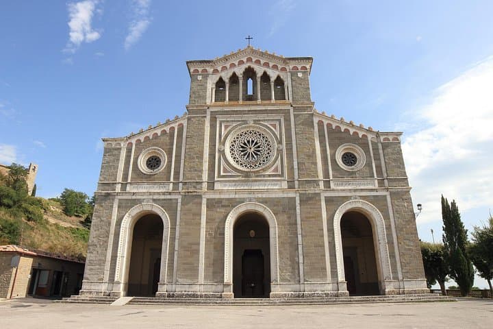 Kid-Friendly Cortona Private Guided Family Tour: 2-Hour Hilltown Walk photo 5