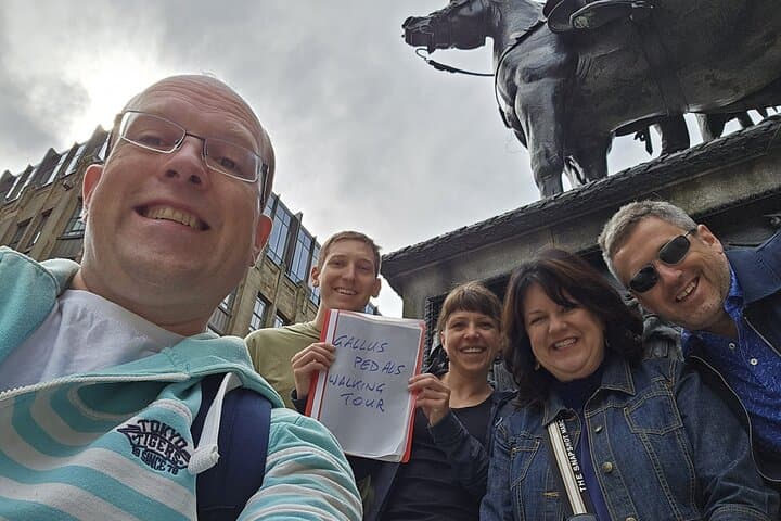 Glasgow City Centre Walking Tour — Small-Group Guided Highlights & Practical Tips photo 6