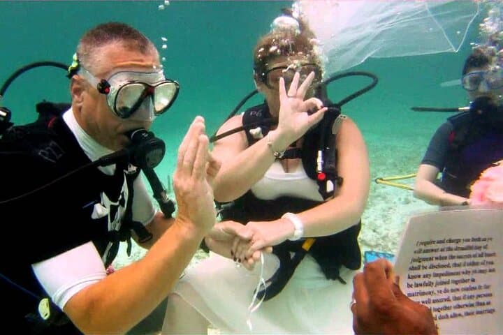Hurghada Underwater Proposal on the Red Sea: Eternal Depths Romantic Dive Experience photo 3