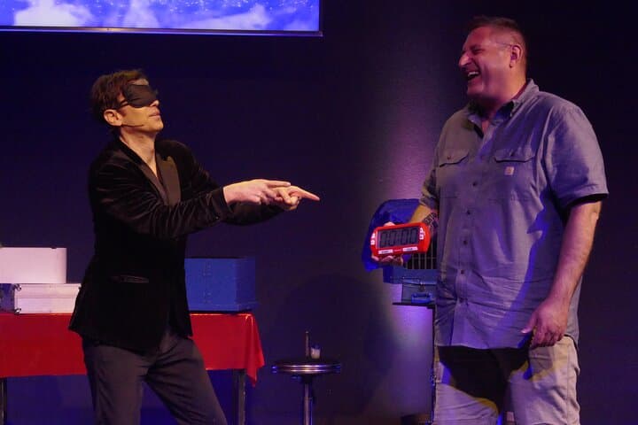 LIOZ Comedy Magic Uncensored at Planet Hollywood — Las Vegas Adult Magic Show photo 2