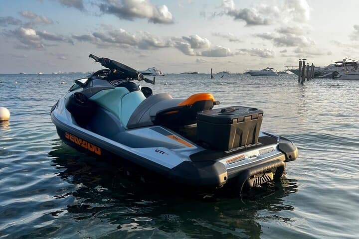 Jetski Rental in Cancun: Coastal Freedom and Lagoon Exploration photo 2