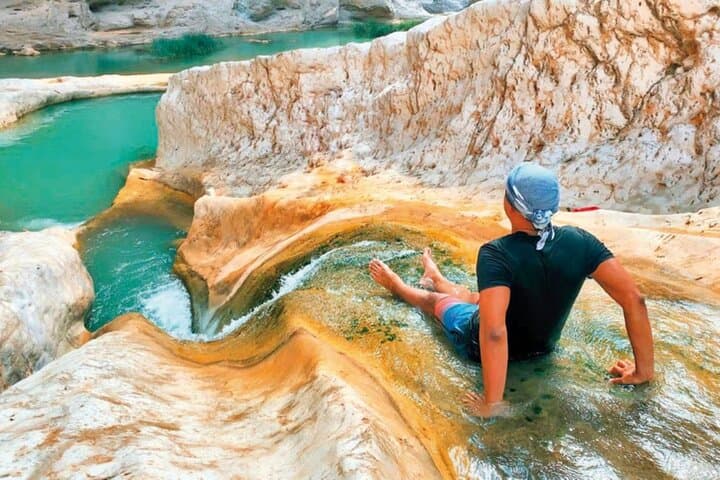 Wadi Hawir Waterfalls and Wahiba Sands Day Trip from Muscat photo 4