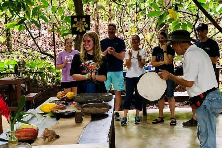Eden Chocolate Experience La Fortuna: Organic Cocoa Tour with Lunch