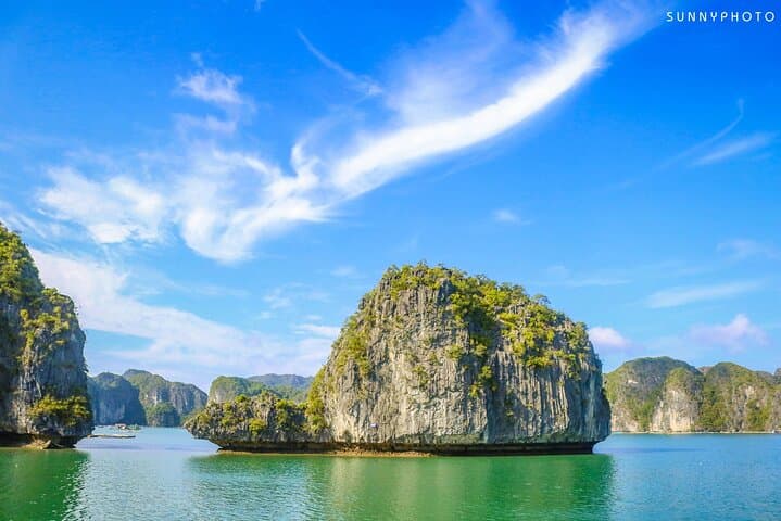 Explore Lan Ha Bay from Cat Ba: One-Day Boat Tour with Kayaks, Beaches & Caves photo 6