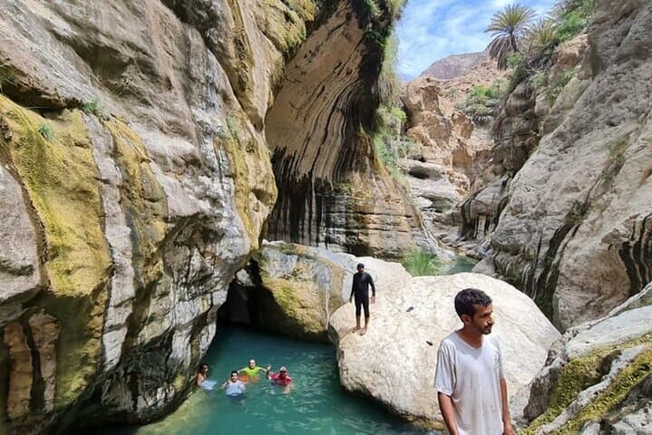 Wadi Tiwi & Bimmah Sinkhole Day Trip: Swim Emerald Pools and Explore Coastal Caves photo 6