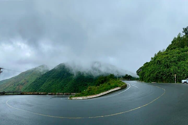 Discover Vietnam's Central Wonders: A 7-Day Cultural Expedition photo 3