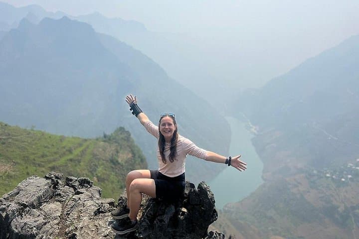 Ha Giang Loop Motorbike Tour: 4-Day Ride Along Vietnam's Karst Plateau photo 4