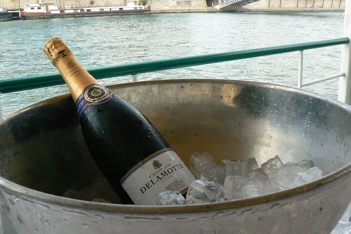 Seine River Sightseeing Cruise from Musée d'Orsay — 1.5-Hour Paris River Tour photo 3