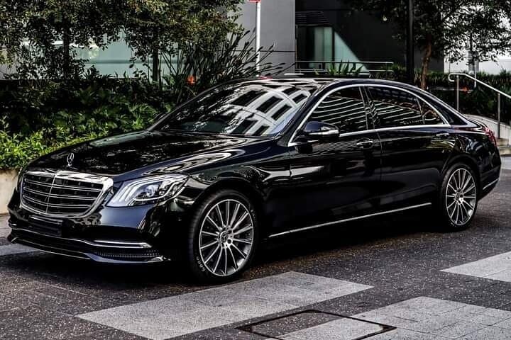 Gatwick to Oxford Private Airport Transfer — Door-to-Door Comfort and Local Insight photo 3