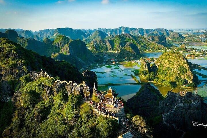Ninh Binh Highlights Tour: Hoa Lu, Mua Cave, Tam Coc & Bich Dong photo 3