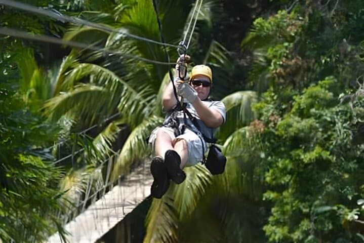 Private Roatán Day Tour — West Bay & West End with a Local Guide photo 6