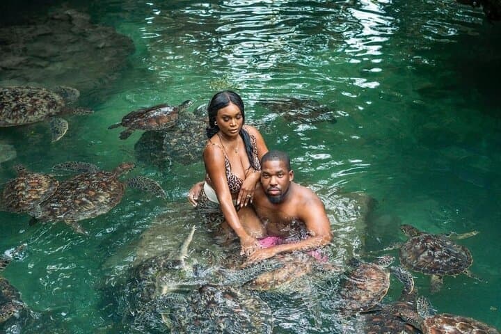 Private Mnemba Island & Baraka Turtle Aquarium: Snorkel the Reefs and Swim with Turtles photo 2