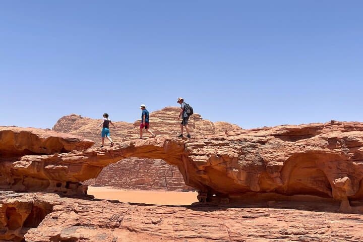 Wadi Rum Jeep Tour: 5-Hour Desert Highlights and Sunset Experience