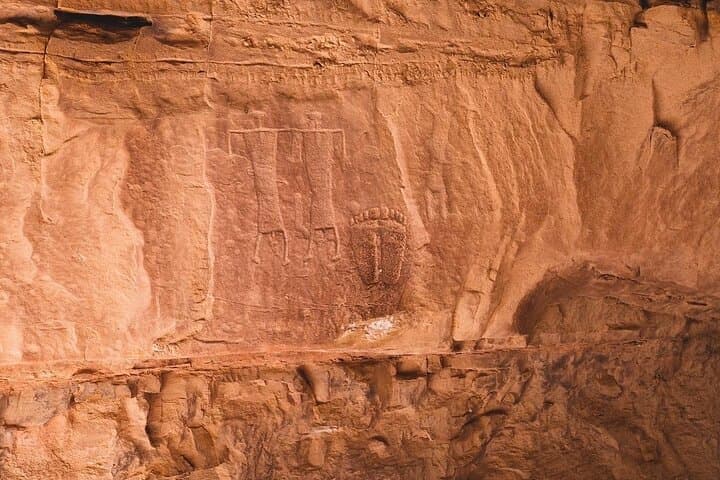 Wadi Rum Jeep Tour: 5-Hour Desert Highlights and Sunset Experience photo 5
