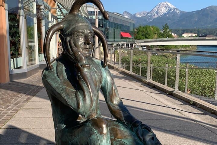 Villach Scavenger Hunt: Self-Guided Walking Tour of City Sights photo 2