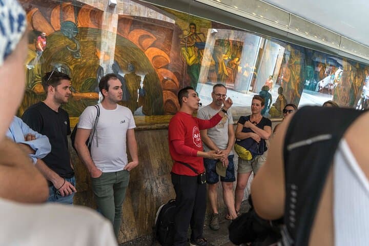 medellin-historic-walking-tour-expert-guide photo 4