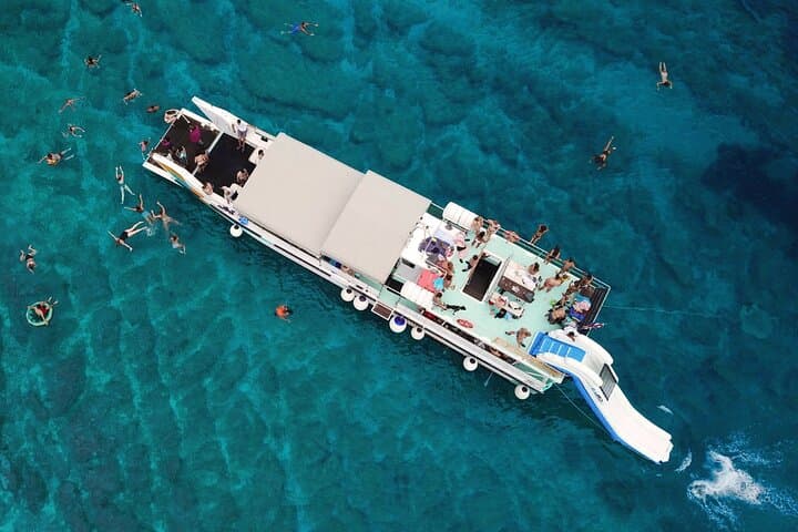 Blue Lagoon & 3-Island Cruise from Split with Mediterranean Lunch photo 2
