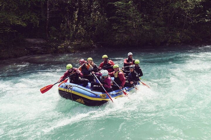 Rafting the Isar: Guided 11 km Whitewater Trip from Lenggries to Bad Tölz