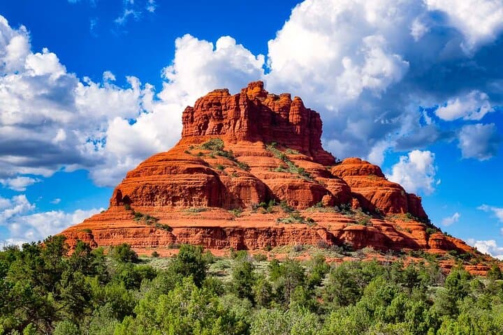 Uptown Sedona Day Tour: Best Views, Chapel of the Holy Cross & Uptown Stroll
