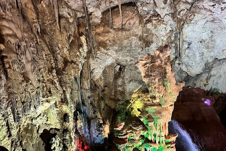 Canelobre Caves & Busot: Guided Tour from Alicante to Spain's Highest Cave Vault photo 2